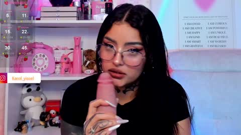 Snapshot of hinataweed01 chatting on 26, 2, 2025 Karol Independent Model online show from 26, 2, 2025