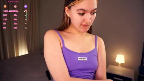 Snapshot of hip_hop_baby chatting on 21, 2, 2025 Leya Day Mary Night PvT Open online show from 21, 2, 2025