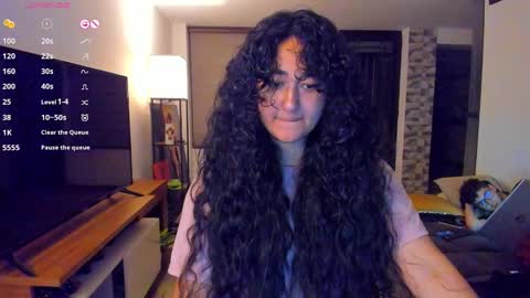 Next stream saturday night  online show from 26, 1, 2025