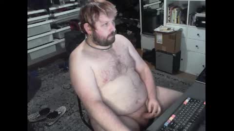 hipguy91 online show from 17, 12, 2025