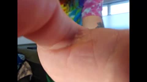 Snapshot of hippiejagain chatting on 13, 11, 2025 hippiejagain online show from 13, 11, 2025