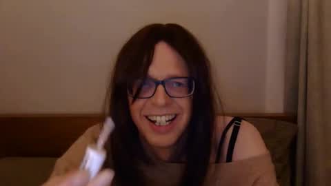 Snapshot of hiriley chatting on 31, 10, 2025 HiRiley online show from 31, 10, 2025