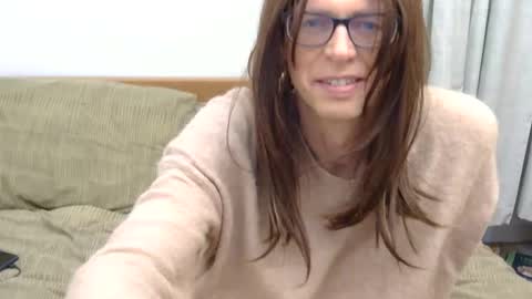 Snapshot of hiriley chatting on 4, 11, 2025 HiRiley online show from 4, 11, 2025