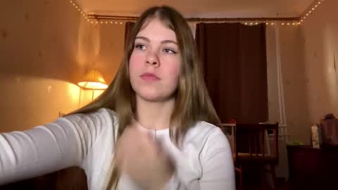 I am Amy ntmu Lets hit 10 Thumbs Up together online show from 21, 2, 2026