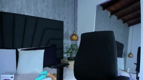 Snapshot of hisoka_0 chatting on 21, 11, 2025 Hisoka online show from 21, 11, 2025