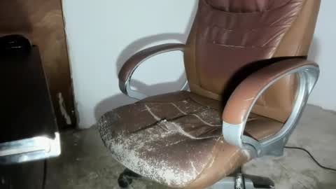 Snapshot of hk5792 chatting on 19, 10, 2025 Your Morenito online show from 19, 10, 2025