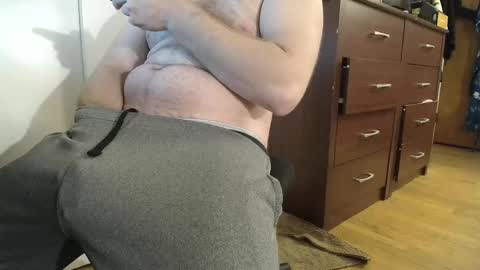 Hockey Player online show from 12, 12, 2024