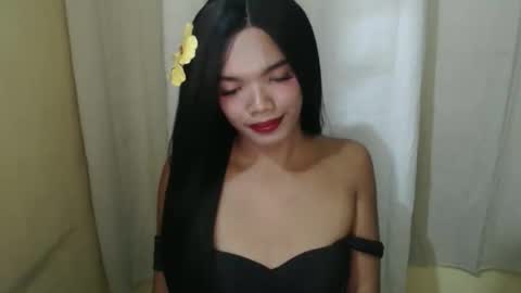 Snapshot of hoelyguine chatting on 9, 1, 2026 Guinevere3 online show from 9, 1, 2026