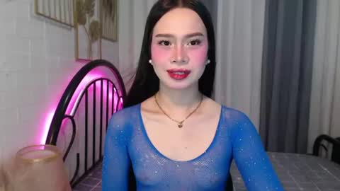 Snapshot of hoelymolly chatting on 29, 6, 2026 hoelymolly online show from 29, 6, 2026