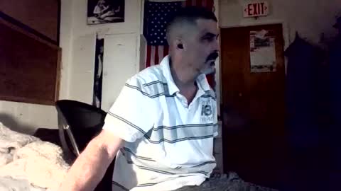 hoglegg99384194 online show from 10, 9, 2025