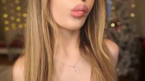 Moni Monica online show from 6, 1, 2026