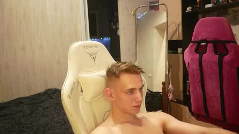 Extaz  Athrey  Howard online show from 18, 9, 2025