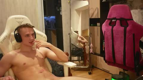 Extaz  Athrey  Howard online show from 20, 9, 2025