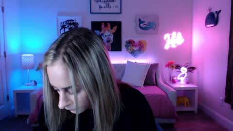 Snapshot of holihurricane chatting on 27, 1, 2025 Holi Hurricane online show from 27, 1, 2025