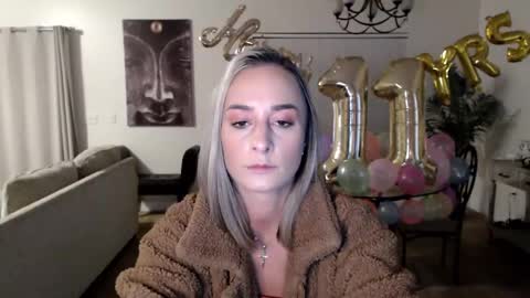 Snapshot of holihurricane chatting on 18, 2, 2025 Holi Hurricane online show from 18, 2, 2025