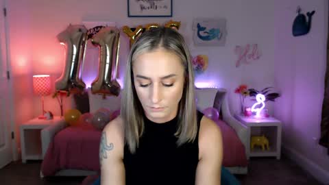 Snapshot of holihurricane chatting on 20, 2, 2025 Holi Hurricane online show from 20, 2, 2025