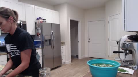 Snapshot of holihurricane chatting on 12, 9, 2025 Holi Hurricane online show from 12, 9, 2025