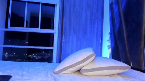 Snapshot of holly_29_m chatting on 16, 1, 2025 Mara online show from 16, 1, 2025