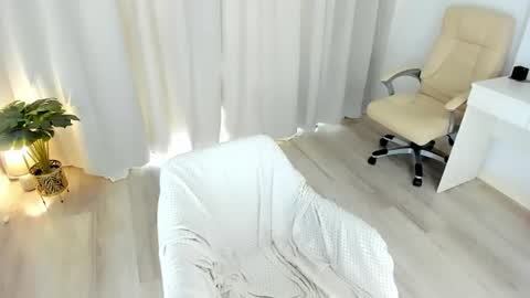Amy online show from 14, 7, 2026