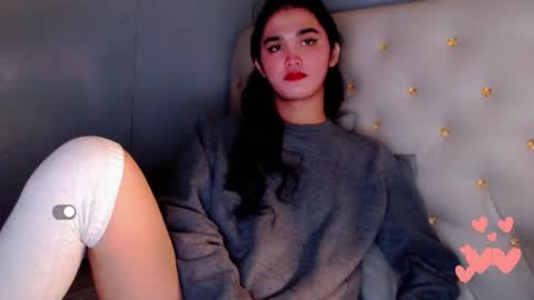 Snapshot of holly_sunshine69 chatting on 28, 5, 2026 Apple online show from 28, 5, 2026