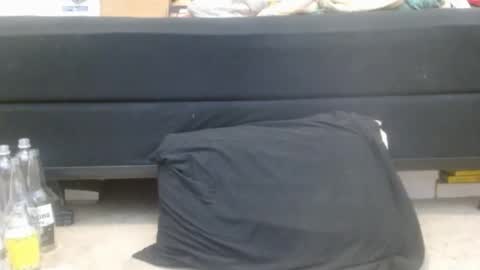 Holly Hawkes online show from 28, 2, 2025