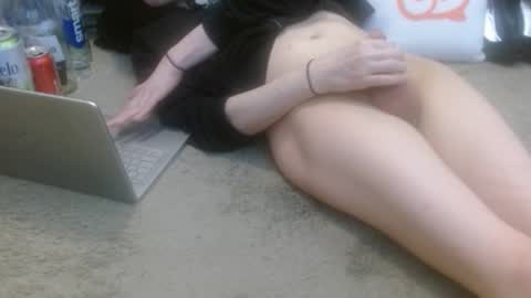 Holly Hawkes online show from 9, 2, 2026