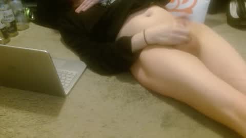 Holly Hawkes online show from 13, 2, 2026