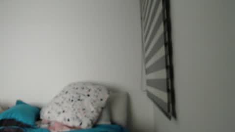 Snapshot of hollykoff chatting on 28, 12, 2024 space online show from 28, 12, 2024