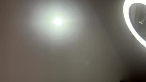 Snapshot of hollykoff chatting on 18, 11, 2025 space online show from 18, 11, 2025