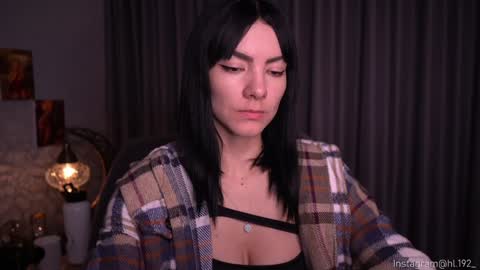 Holly Linder online show from 5, 12, 2024