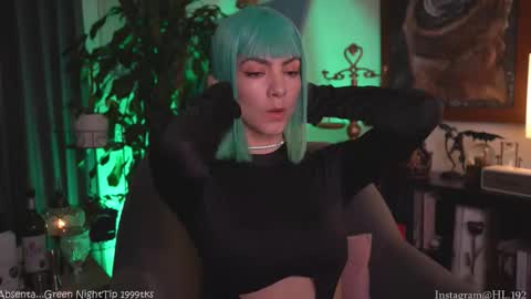 Holly Linder online show from 27, 9, 2025