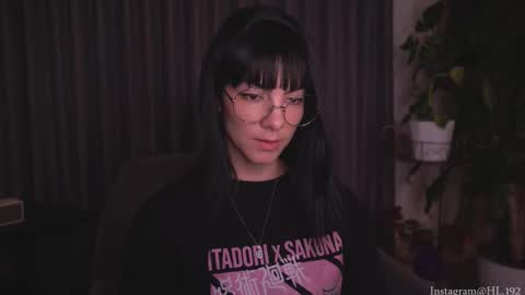 Holly Linder online show from 12, 11, 2025