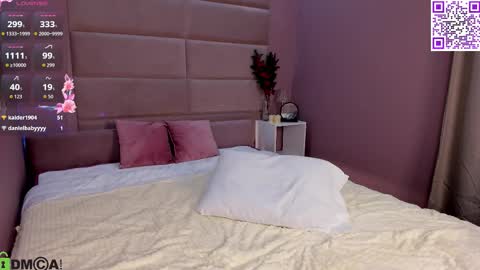 Holly online show from 8, 2, 2026