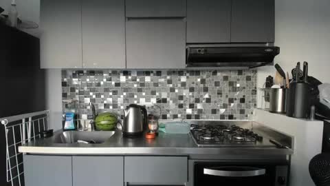 hollyshit_ online show from 25, 1, 2025