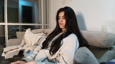 hollyshit_ online show from 23, 11, 2025