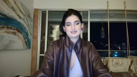 Snapshot of hollyshit_ chatting on 14, 6, 2026 hollyshit_ online show from 14, 6, 2026