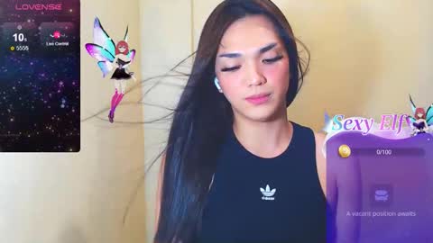 Snapshot of hollywoodbitch chatting on 2, 3, 2026 Isabella Marie online show from 2, 3, 2026