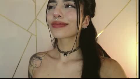 holly online show from 25, 2, 2025