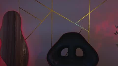 holly online show from 13, 12, 2025