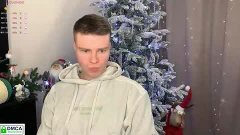 Snapshot of holy_eggs_00 chatting on 15, 12, 2025 holy_eggs_00 online show from 15, 12, 2025