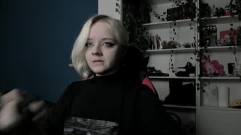 holy_mistresss online show from 21, 11, 2025