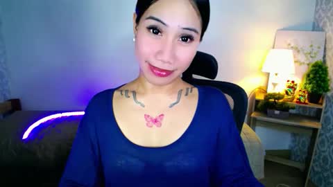 holy_samyx online show from 13, 10, 2025