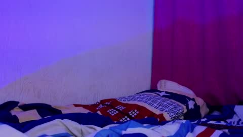      online show from 14, 1, 2025