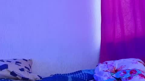      online show from 15, 1, 2025