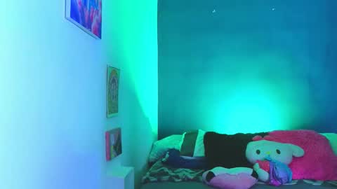      online show from 14, 9, 2025