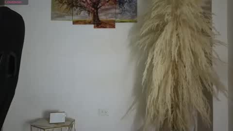 Snapshot of holybeauty_ chatting on 12, 10, 2025 Jam online show from 12, 10, 2025