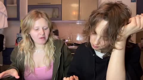 Snapshot of holydori chatting on 30, 1, 2025 dori not holy get my tg channel with link from description under last photo online show from 30, 1, 2025