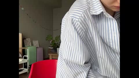 Snapshot of holydori chatting on 14, 9, 2025 dori not holy get my tg channel with link from description under last photo online show from 14, 9, 2025