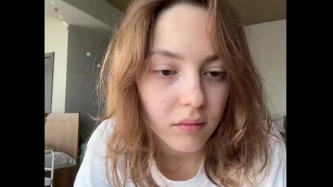 Snapshot of holydori chatting on 1, 11, 2025 dori not holy get my tg channel with link from description under last photo online show from 1, 11, 2025