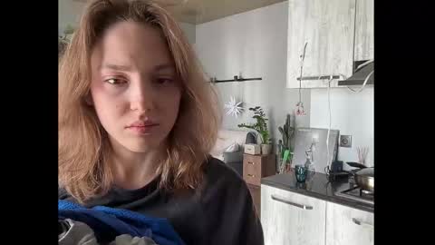 Snapshot of holydori chatting on 9, 11, 2025 dori not holy get my tg channel with link from description under last photo online show from 9, 11, 2025